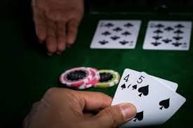 pkpk7 Live Casino တိုက်ရိုက် ဒိုင်နှင့် ကစား
